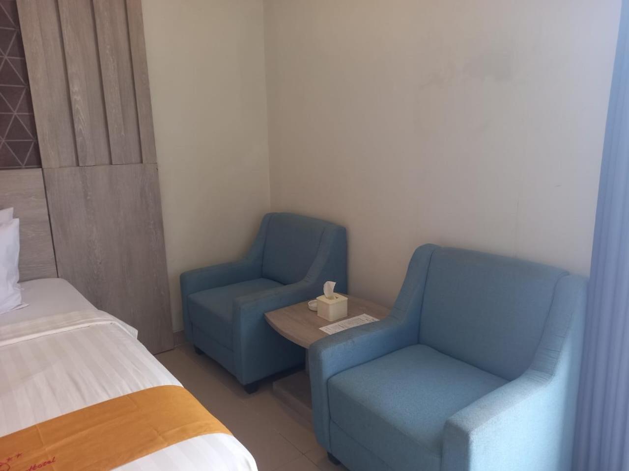 Urbanview Hotel Dedy Jaya Brebes Extérieur photo