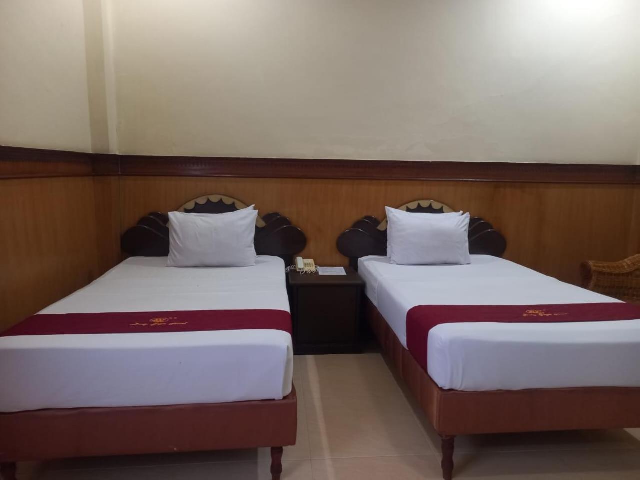 Urbanview Hotel Dedy Jaya Brebes Extérieur photo